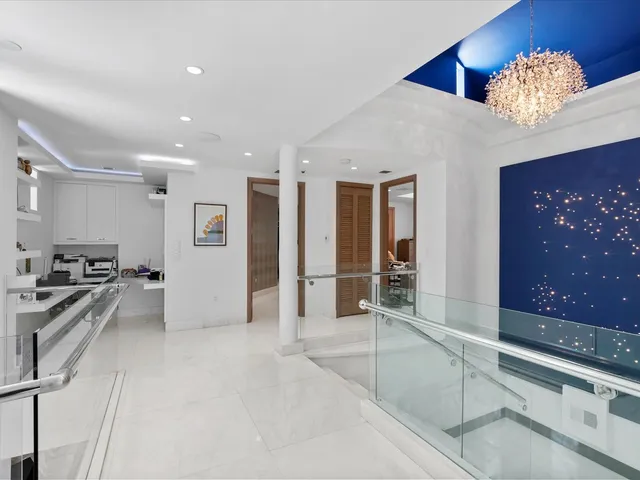 $4,750,000 | 3917 Southwest 42nd Avenue, Miami, FL 33133