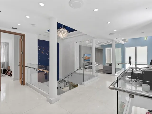 $4,750,000 | 3917 Southwest 42nd Avenue, Miami, FL 33133