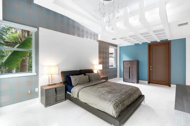 $4,750,000 | 3917 Southwest 42nd Avenue, Miami, FL 33133