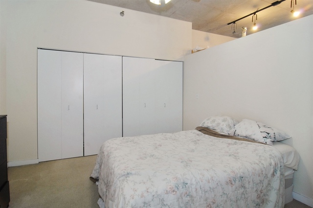 1720 South Michigan Avenue, Unit 2802 Chicago, IL 60616 - Photo 6 of 10