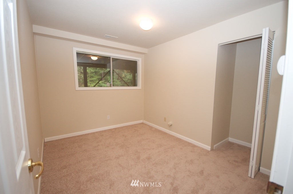 4731 236th Place Southeast Bothell, WA 98021 - Photo 11 of 16