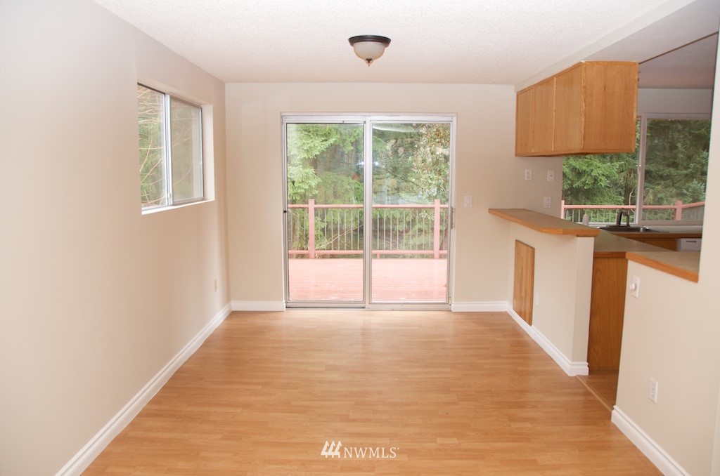4731 236th Place Southeast Bothell, WA 98021 - Photo 5 of 16