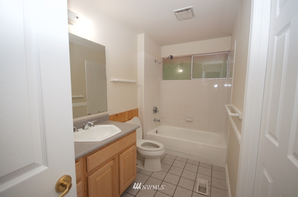 4731 236th Place Southeast Bothell, WA 98021 - Photo 8 of 16