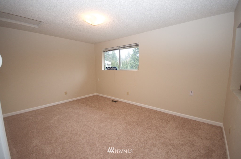 4731 236th Place Southeast Bothell, WA 98021 - Photo 10 of 16