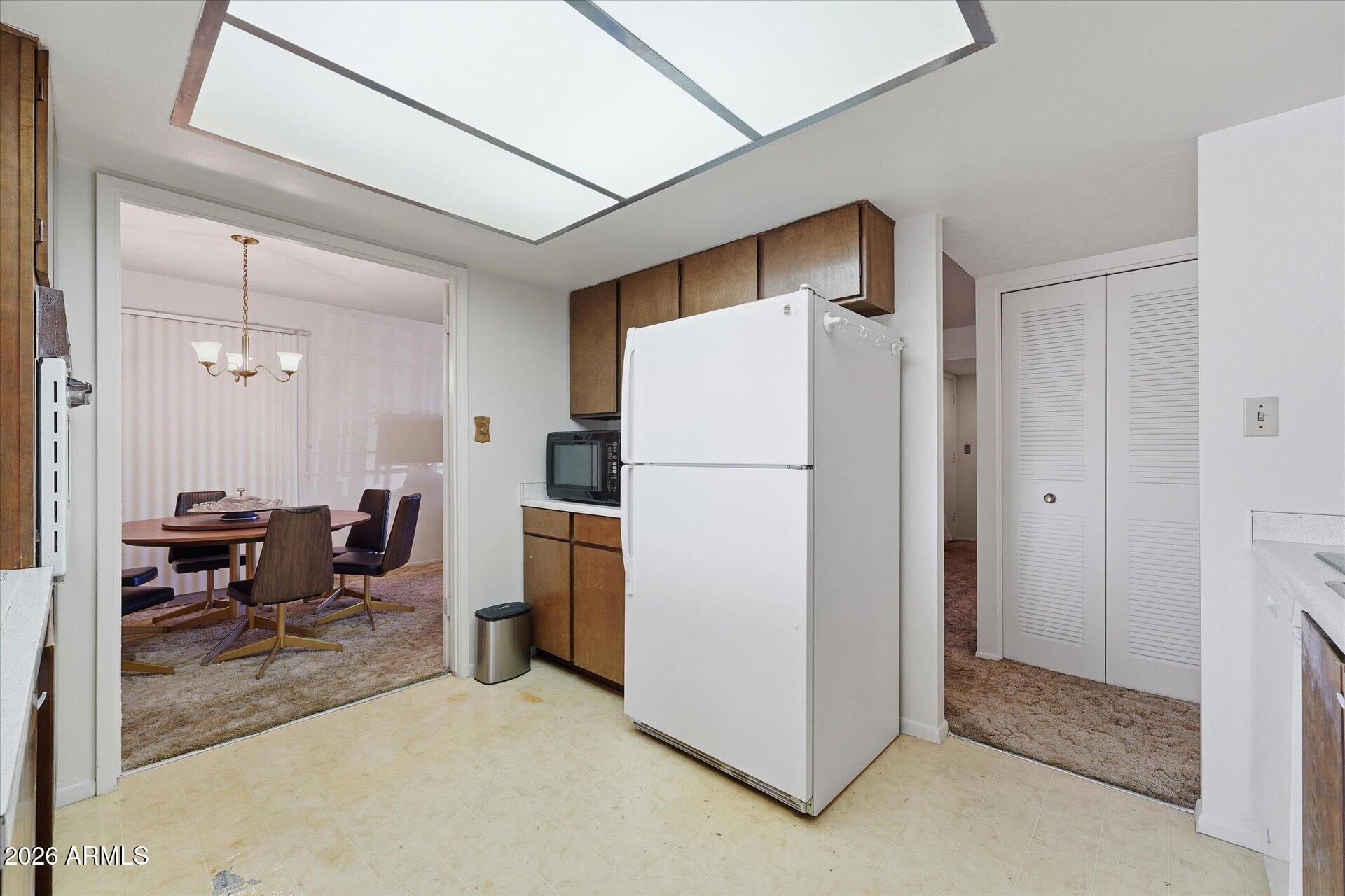 5449 West Thomas Road Phoenix, AZ 85031 - Photo 9 of 31 09-Kitchen