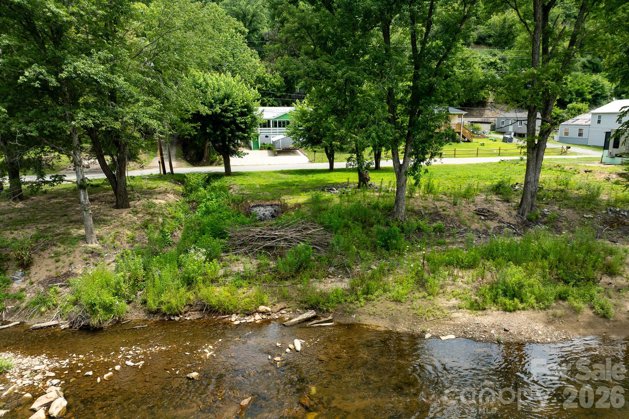 389 Rollins Road Marshall, NC 28753 - Photo 4 of 44