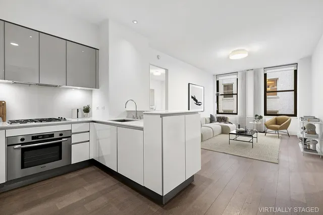 $1,395,000 | 25 Broad Street, Unit 20K | Financial District