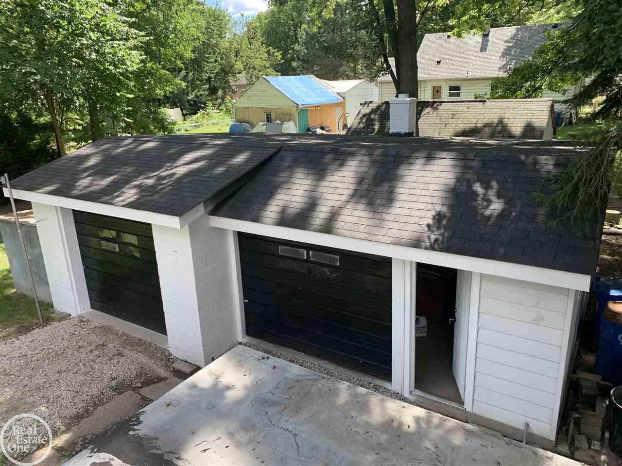 13420 Frazho Road Warren, MI 48089 - Photo 4 of 37