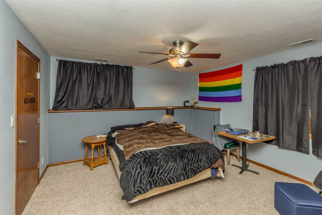 229 East Terrace Drive Center Point, IA 52213 - Photo 25 of 28 Gallery Image 25