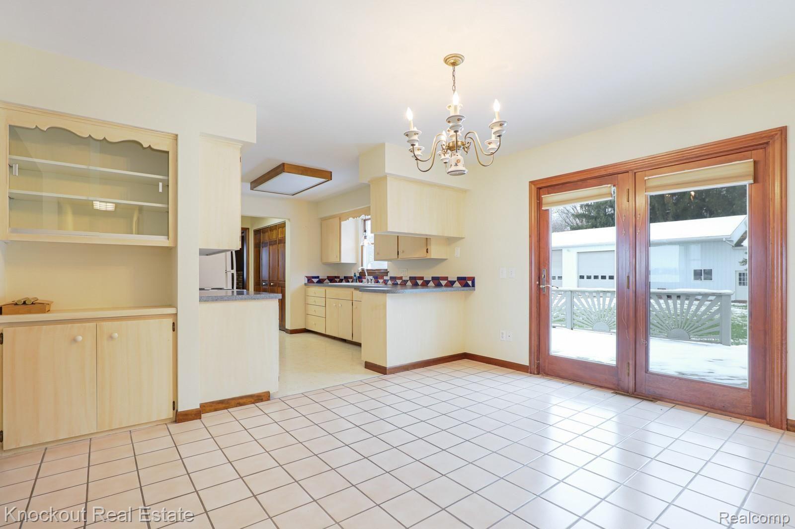 2050 Reindel Road Frankenmuth, MI 48734 - Photo 12 of 47 2050 Reindel Rd 48734-12.jpg