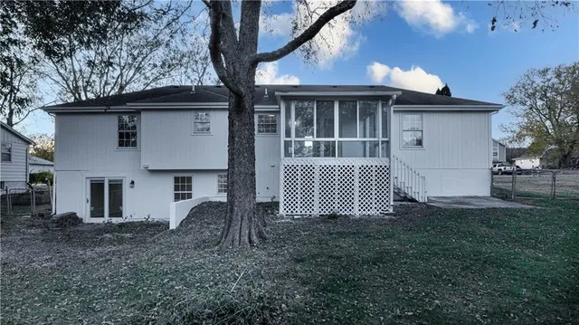 $314,000 | 16207 Terry Avenue, Belton, MO 64012