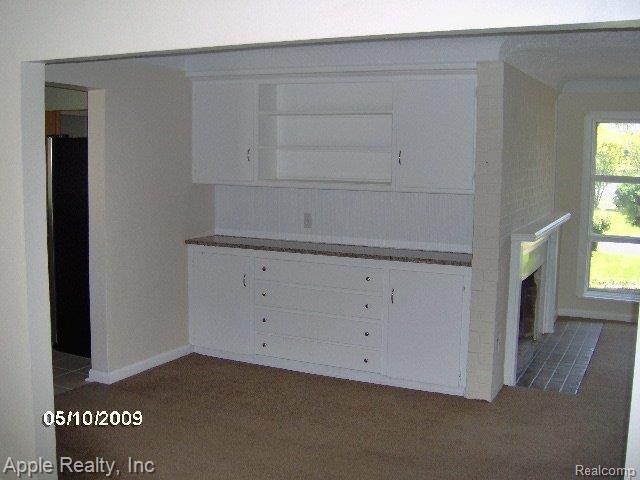 16280 13 Mile Road Franklin, MI 48025 - Photo 2 of 7 Dining room