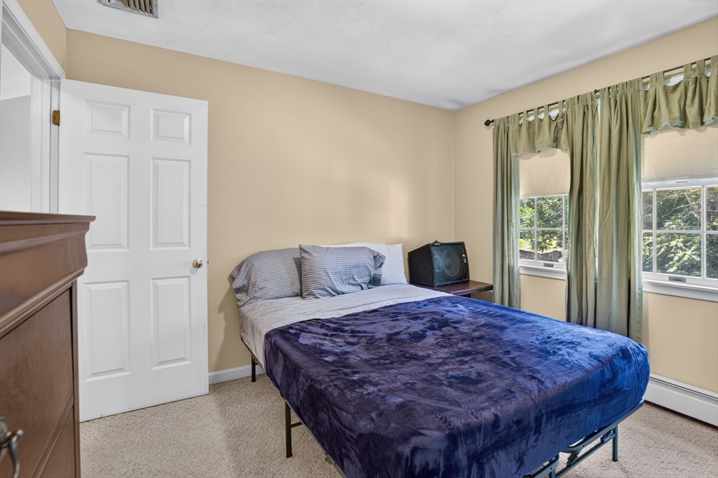 65 Phaeton Rock Road Lynn, MA 01904 - Photo 19 of 38