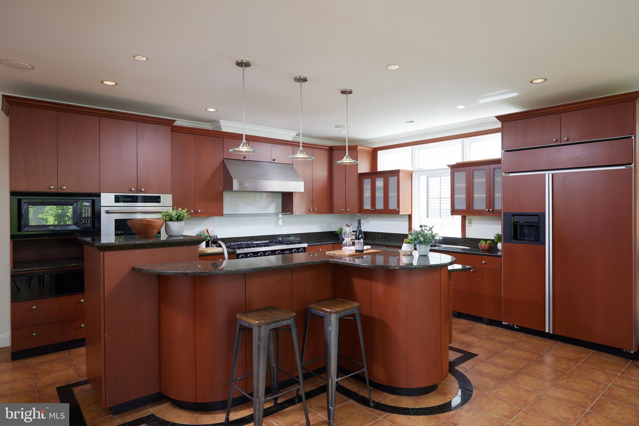 8010 Maple Ridge Road Bethesda, MD 20814 - Photo 28 of 84