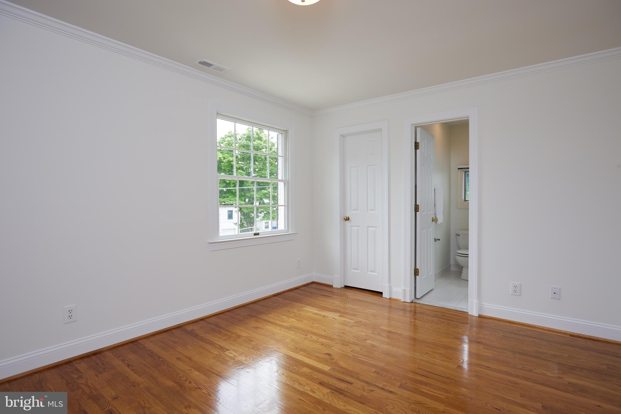 8010 Maple Ridge Road Bethesda, MD 20814 - Photo 45 of 84