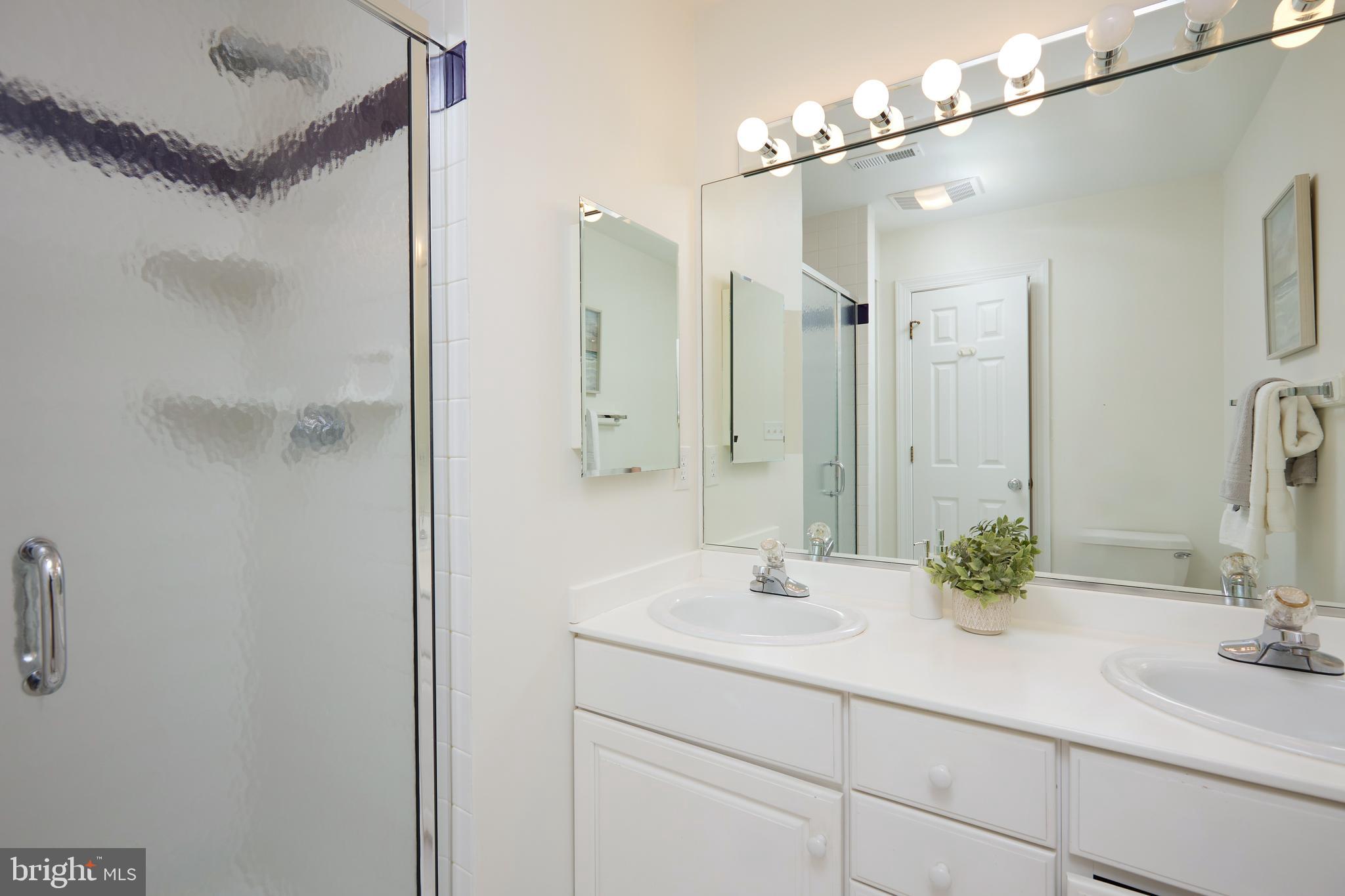 8010 Maple Ridge Road Bethesda, MD 20814 - Photo 46 of 84