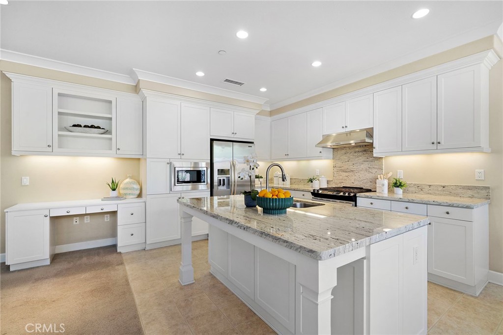 41 Coleridge Irvine, CA 92620 - Photo 6 of 36 Ready to make this your new kitchen.