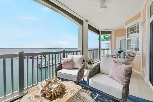$3,100,000 | 5605 College Road, Unit E305, Key West, FL 33040