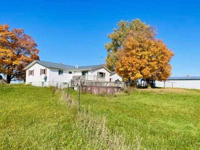 10480 South Gilmore Road Blanchard, MI 49310 - Photo 2 of 33