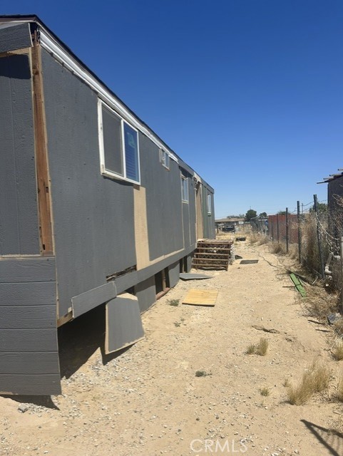 35057 Birch Road Barstow, CA 92311 - Photo 1 of 15 a view of a backyard of the house