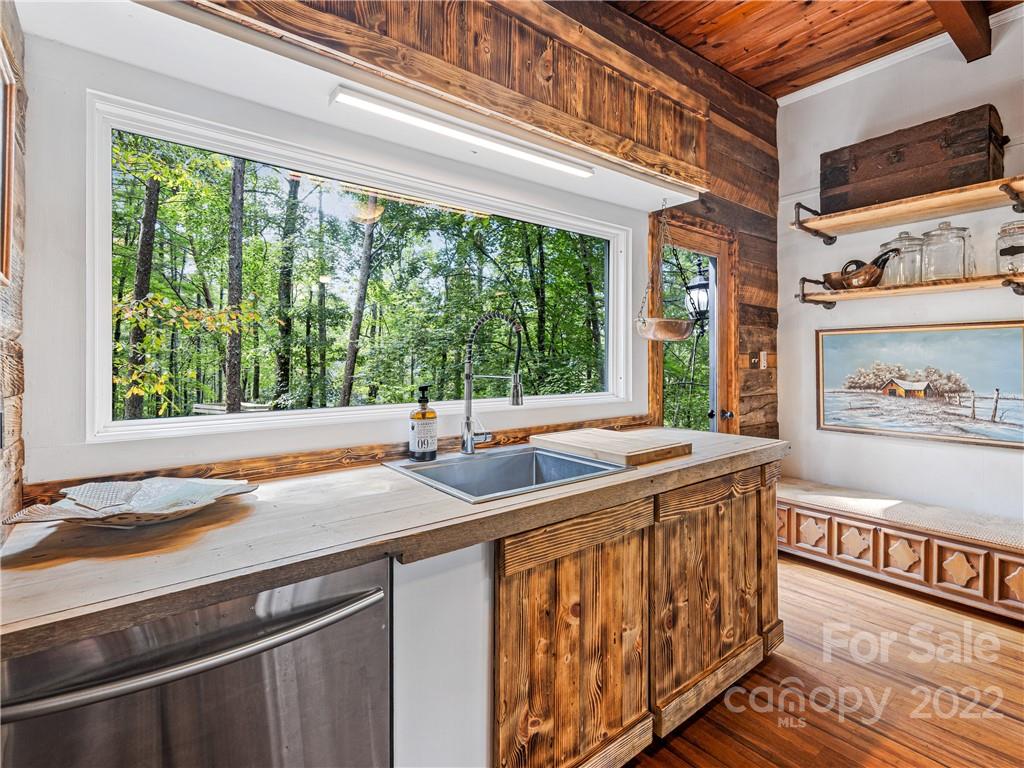 547 Round Mountain Road Brevard, NC 28712 - Photo 21 of 38 Gallery Image 21