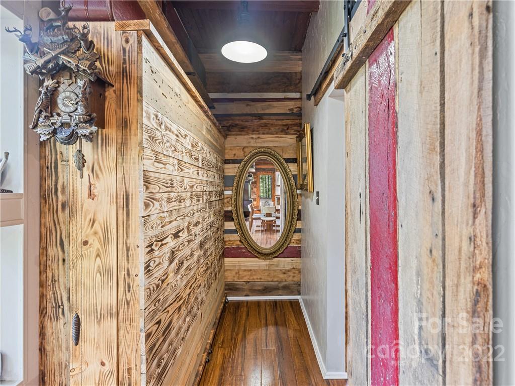 547 Round Mountain Road Brevard, NC 28712 - Photo 33 of 38 Gallery Image 33