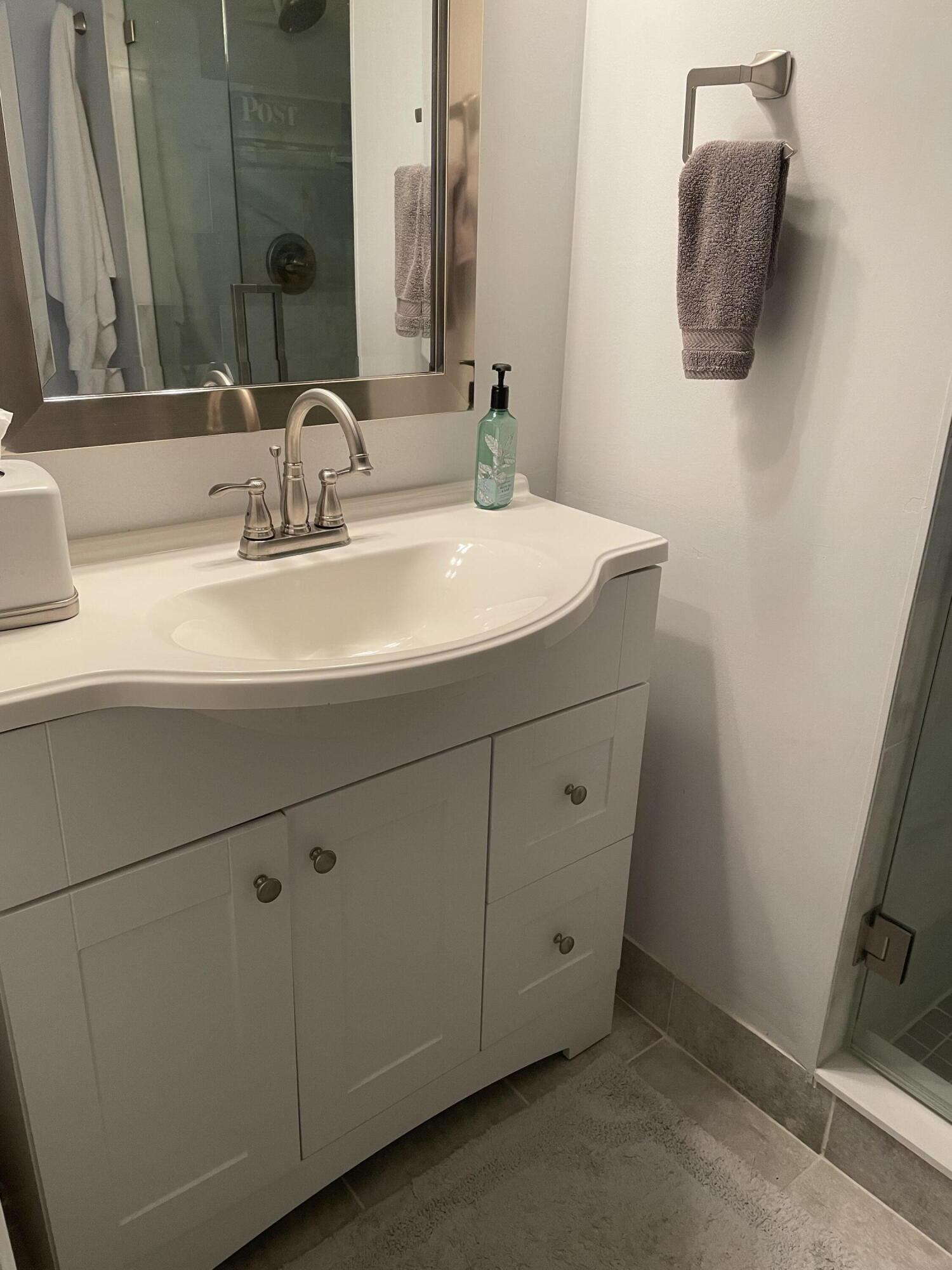 5340 Northwest 2nd Avenue, Unit 229 Boca Raton, FL 33487 - Photo 37 of 50 Guest Bathroom