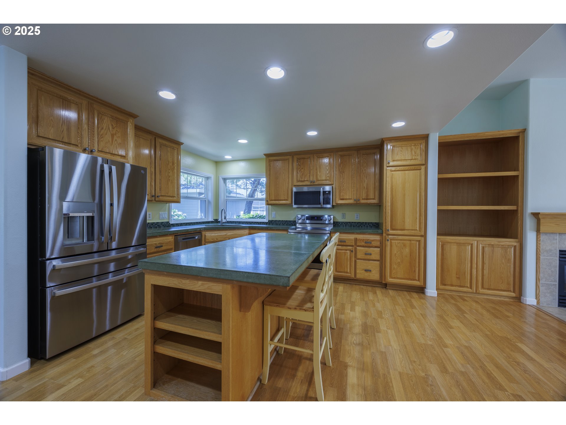 1522 Myrtle Loop Florence, OR 97439 - Photo 13 of 43 Gallery Image 13