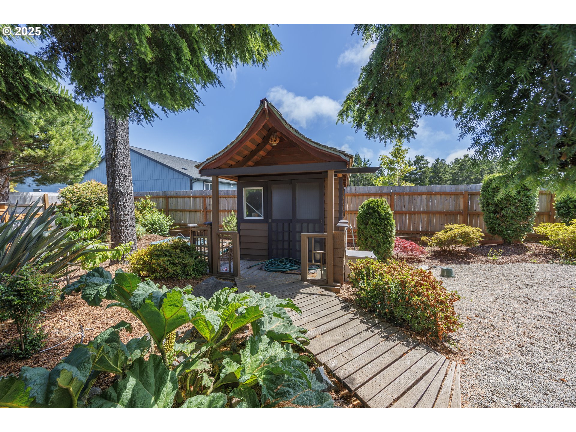 1522 Myrtle Loop Florence, OR 97439 - Photo 37 of 43 Gallery Image 37