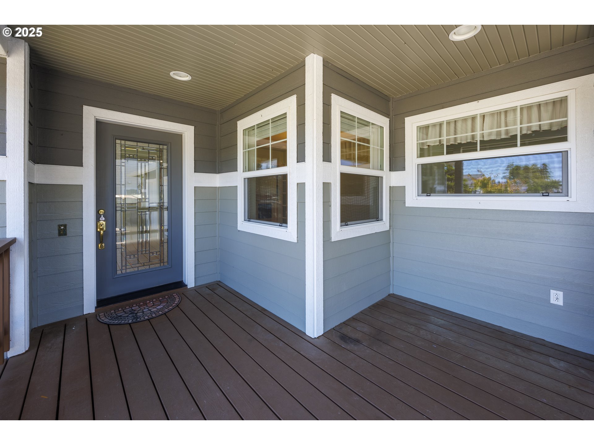 1522 Myrtle Loop Florence, OR 97439 - Photo 4 of 43 Gallery Image 4