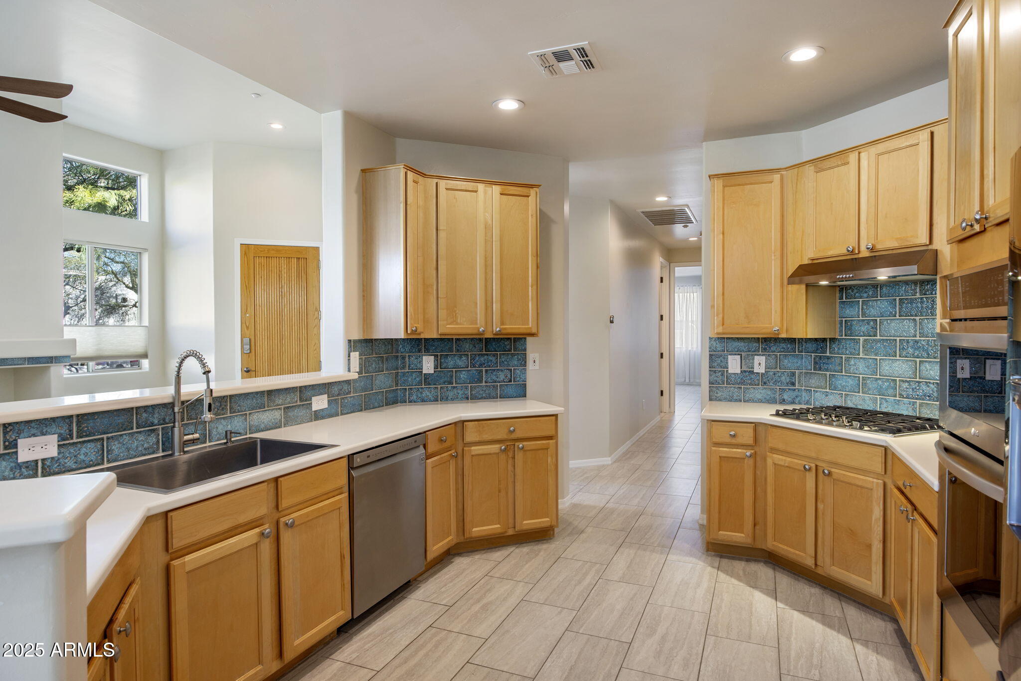 7402 Hum Road, Unit 11 Carefree, AZ 85377 - Photo 2 of 24 Kitchen Space