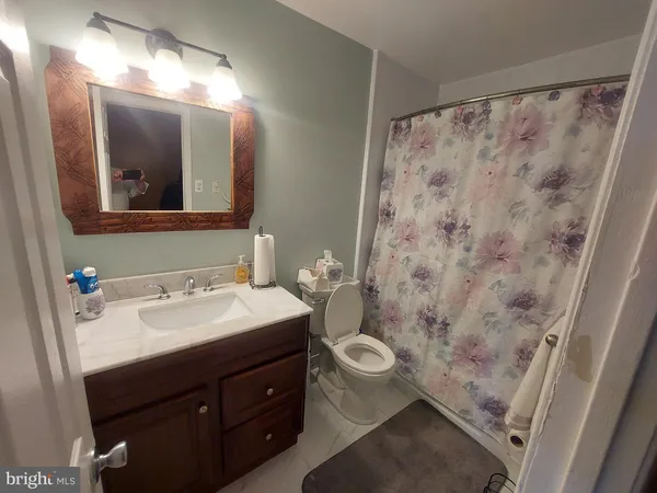 $2,500 | 1110 Sheffield Court, Bensalem, PA 19020