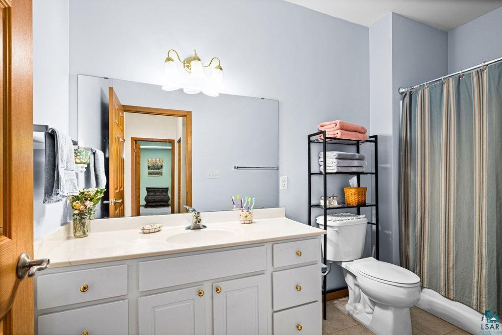 4042 Haines Road, Unit 301 Duluth, MN 55811 - Photo 16 of 25