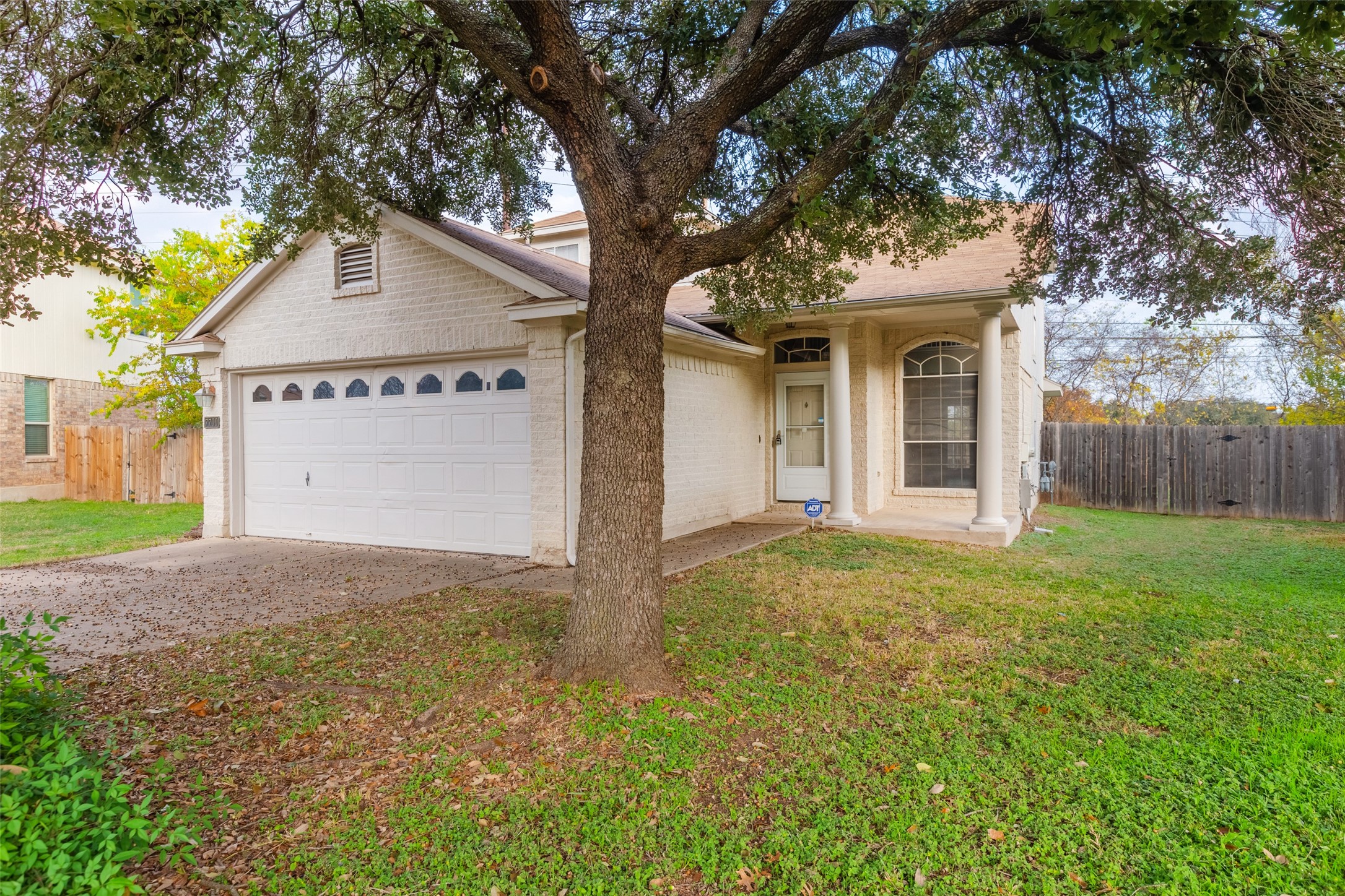 7700 Portland Trail Austin, TX 78729 - Photo 2 of 36