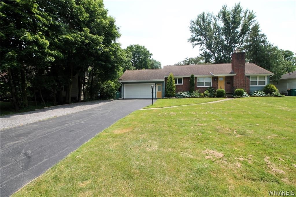 8709 Nottingham Terrace Clarence, NY 14221 - Photo 1 of 32 Gallery Image 1