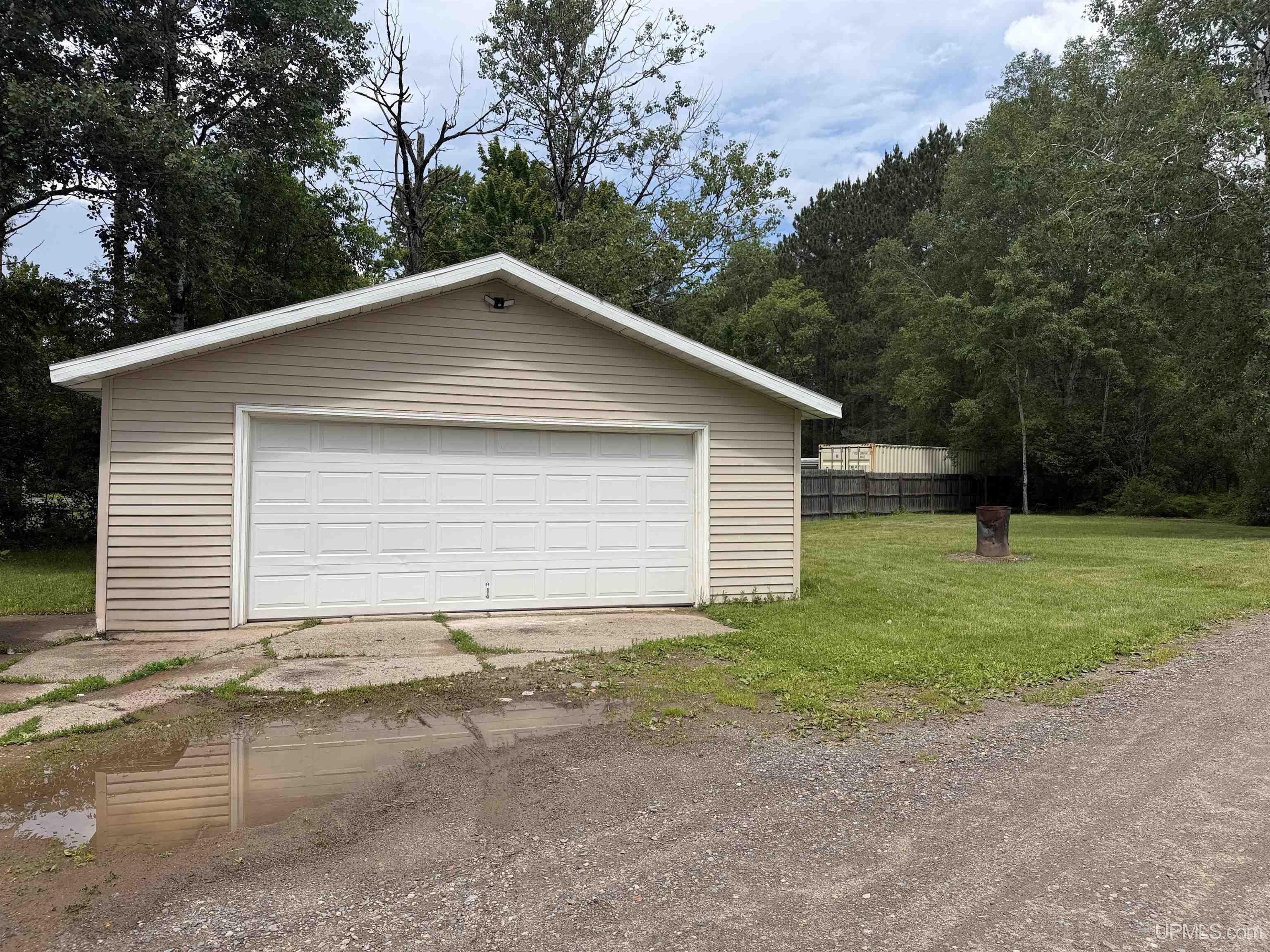140 Caspian Cutoff Road Iron River, MI 49935 - Photo 3 of 58