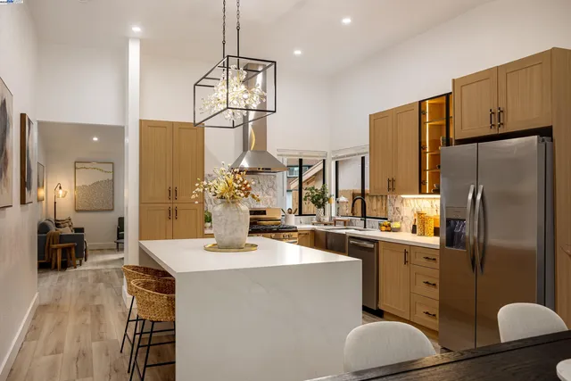 $850,000 | 713 Sandy Brook Court, Rodeo, CA 94572