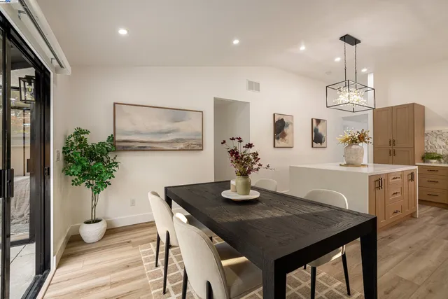 $850,000 | 713 Sandy Brook Court, Rodeo, CA 94572