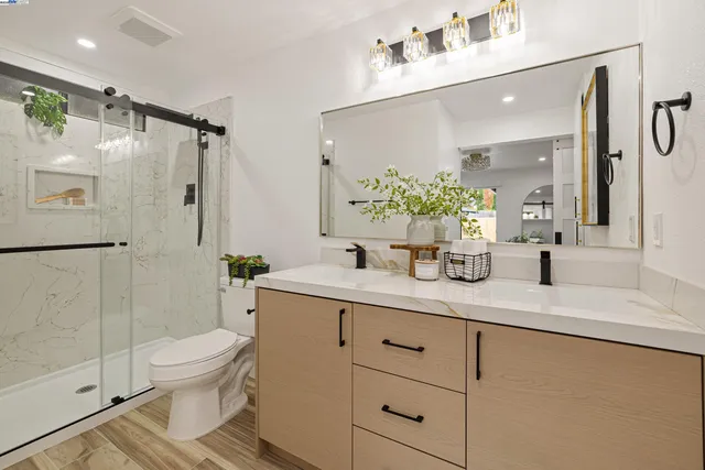 $850,000 | 713 Sandy Brook Court, Rodeo, CA 94572