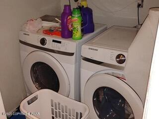 3328 Windermere Drive Bushkill, PA 18324 - Photo 21 of 33 Lundry