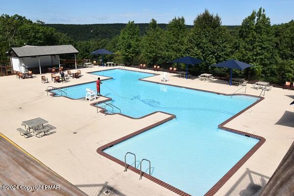 3328 Windermere Drive Bushkill, PA 18324 - Photo 32 of 33 sc pool