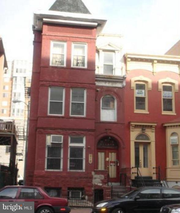 819 6th Street Northwest Washington, DC 20001 - Photo 10 of 16 a front view of a building