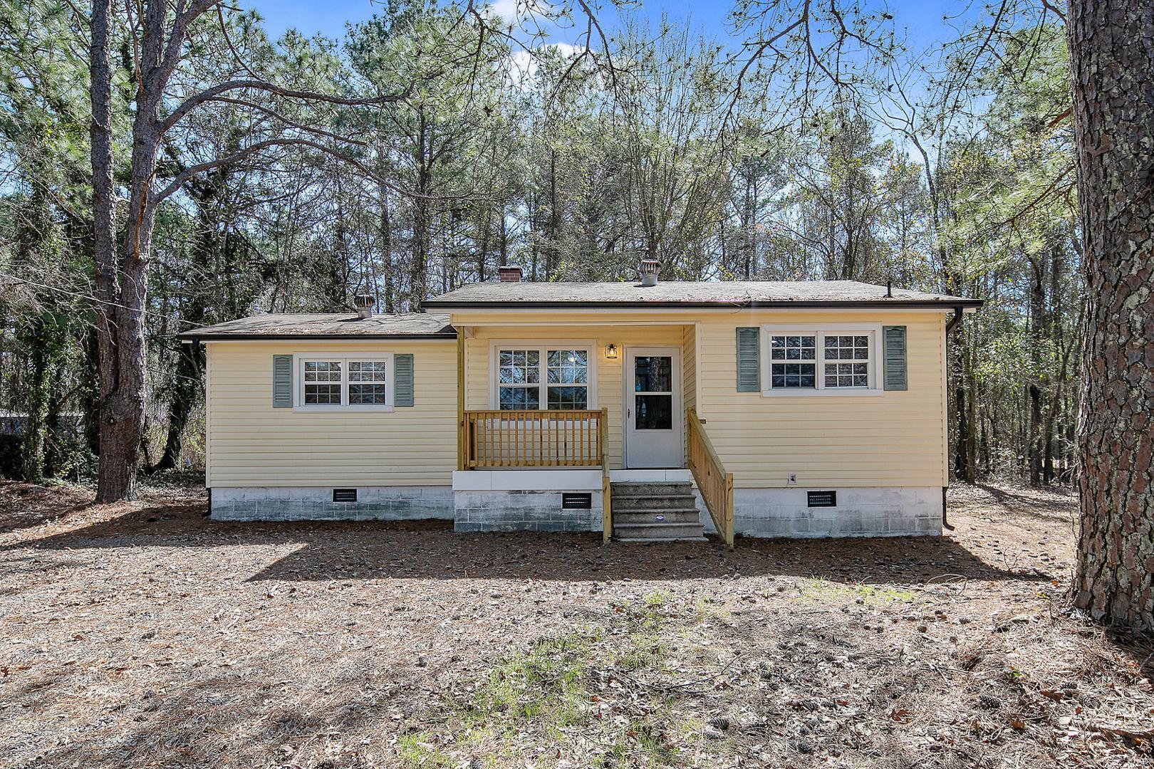 558 Horseshoe Road Fayetteville, NC 28303 - Photo 1 of 18 Photo #1