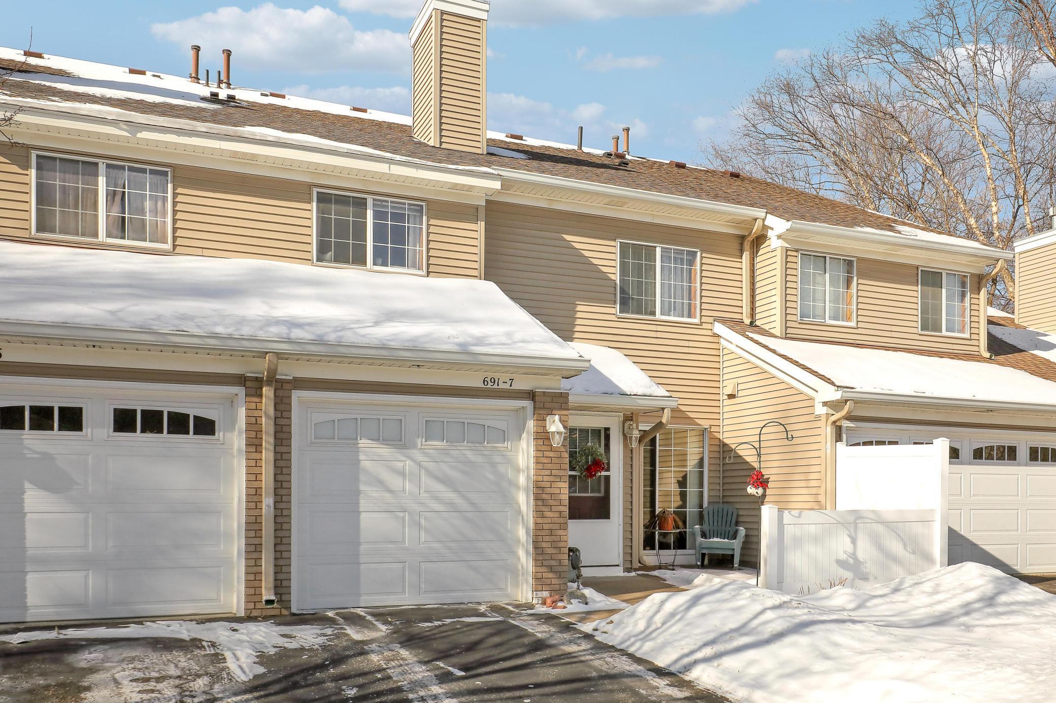 691 85th Lane Northwest, Unit 7 Coon Rapids, MN 55433 - Photo 2 of 35