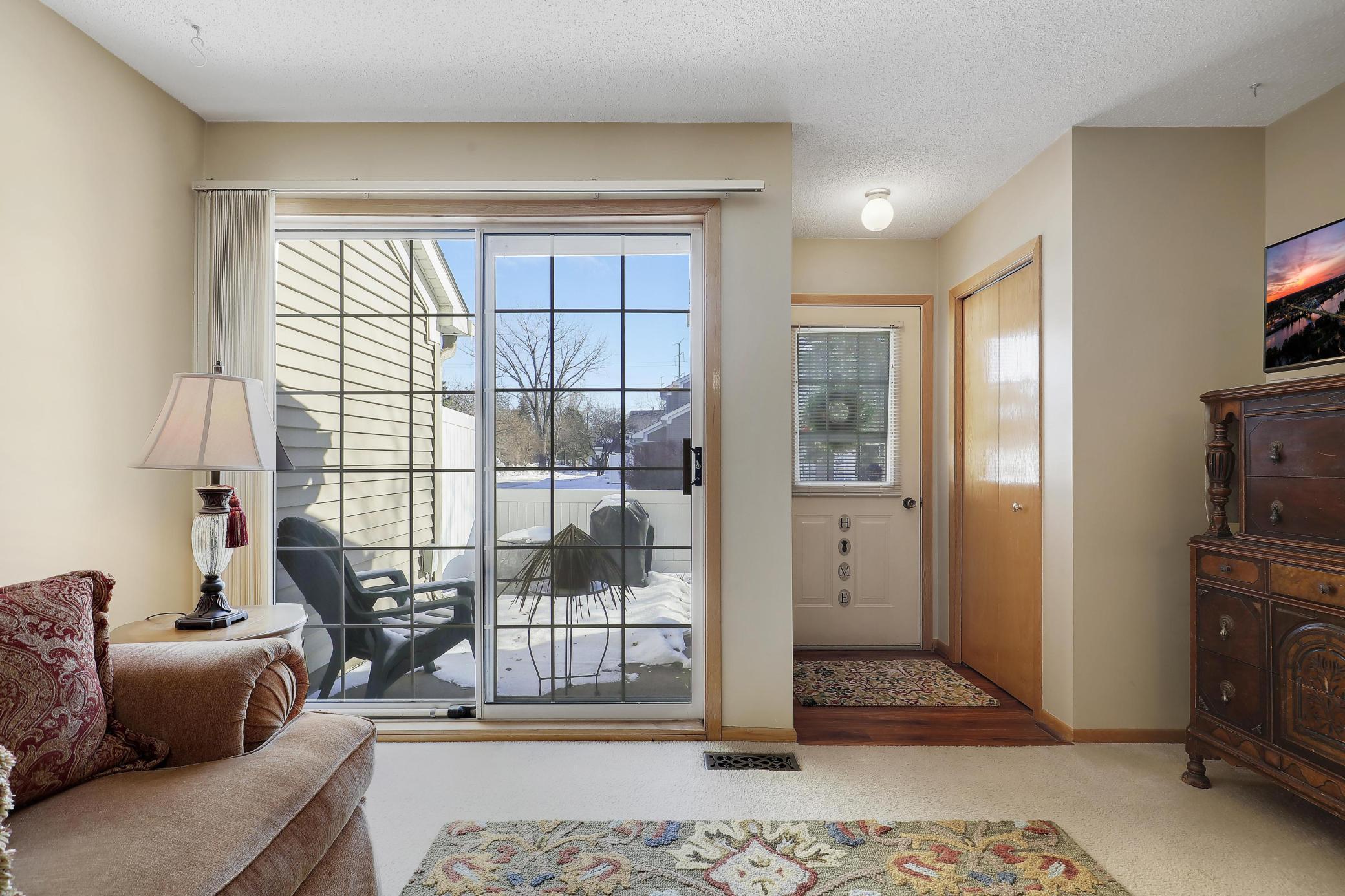 691 85th Lane Northwest, Unit 7 Coon Rapids, MN 55433 - Photo 3 of 36
