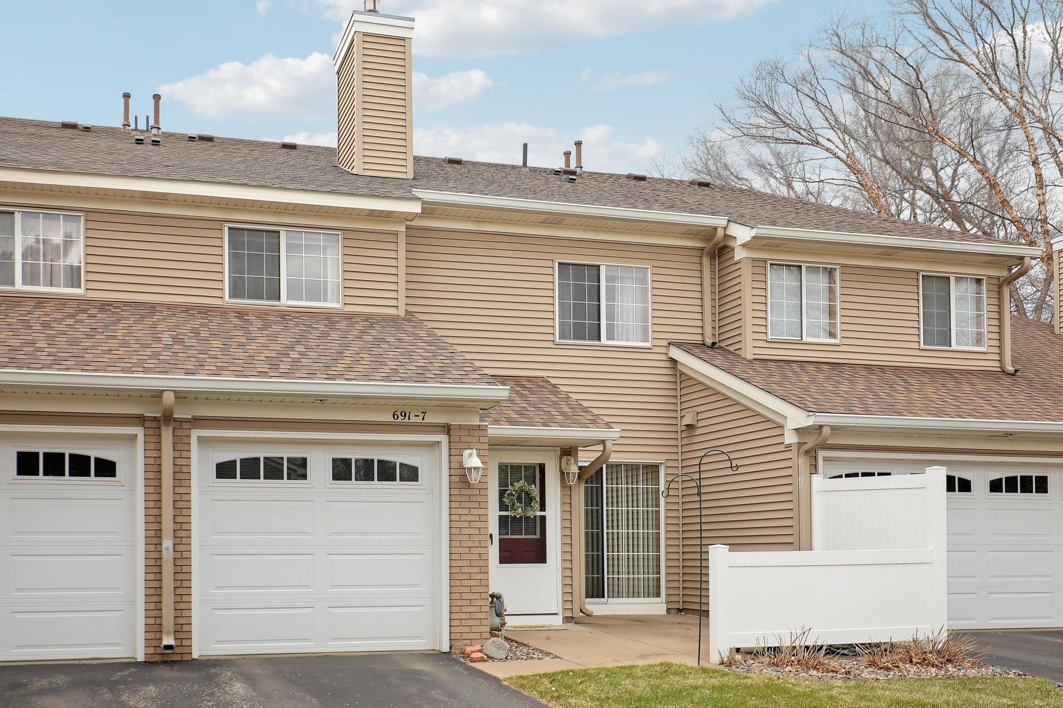 691 85th Lane Northwest, Unit 7 Coon Rapids, MN 55433 - Photo 4 of 36