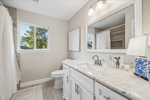 $445,000 | 1906 Ashford Hollow Lane, Houston, TX 77077