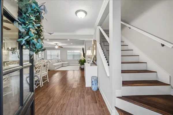 $445,000 | 1906 Ashford Hollow Lane, Houston, TX 77077