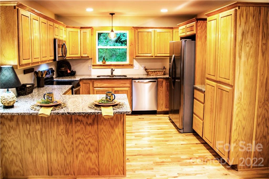 284 Dollar Ridge Sylva, NC 28779 - Photo 4 of 24 Gallery Image 4