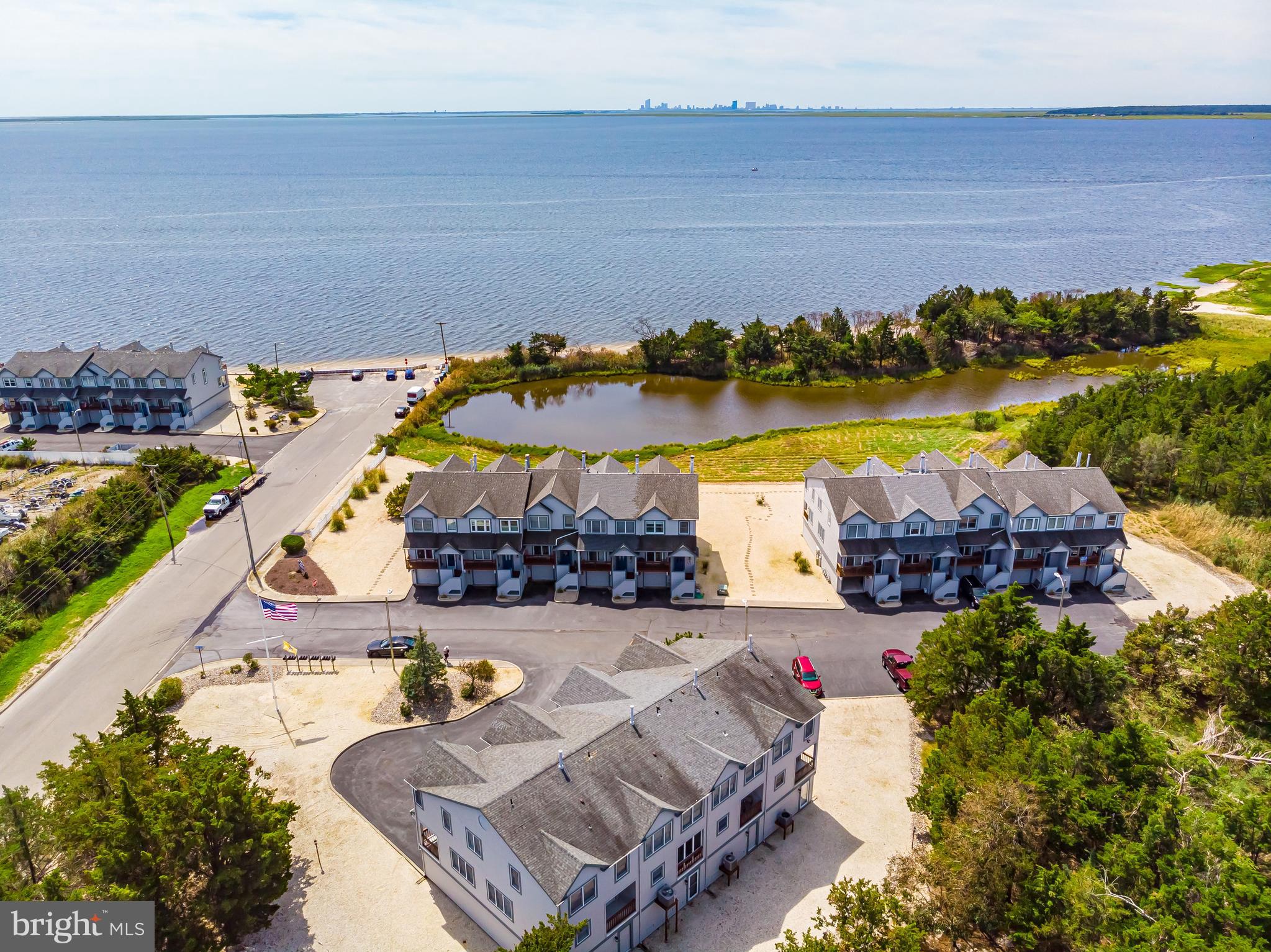 9 Mariners Point West Tuckerton, NJ 08087 - Photo 6 of 48 Gallery Image 6
